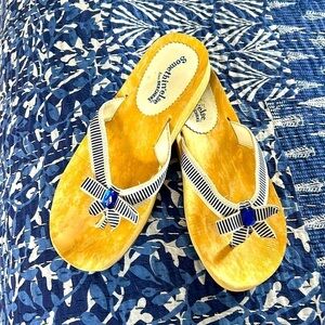 SOMETHIN’ ELSE BY SKECHERS SUMMERY FLIP FLOP SANDAL SIZE 8